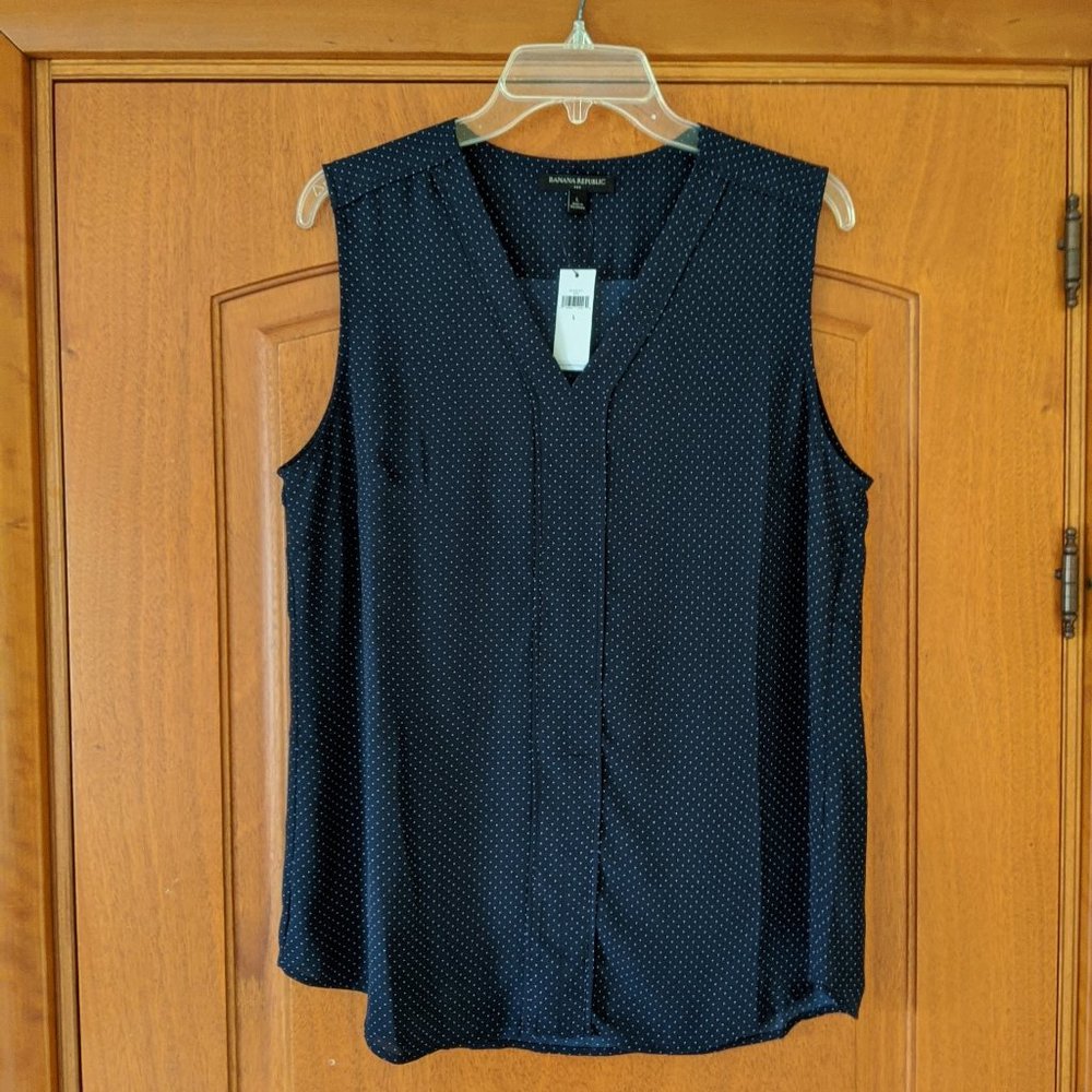 NEW Banana Republic sleeveless blouse polka dot L